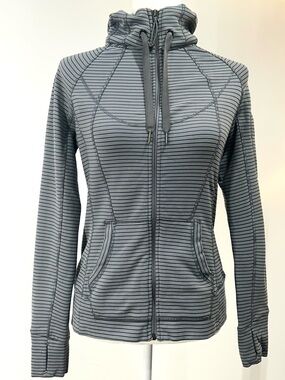 NWOT Athleta Stripped Performance Full Zip Hoodie Women’s Small Gray and White
